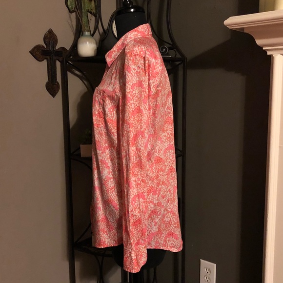 Gap Boyfriend Button Down - Picture 2 of 7